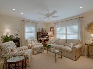 2283 ibis isles sitting room